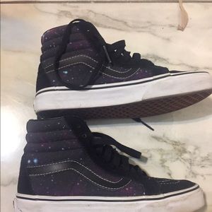 High top vans like new used 3 times